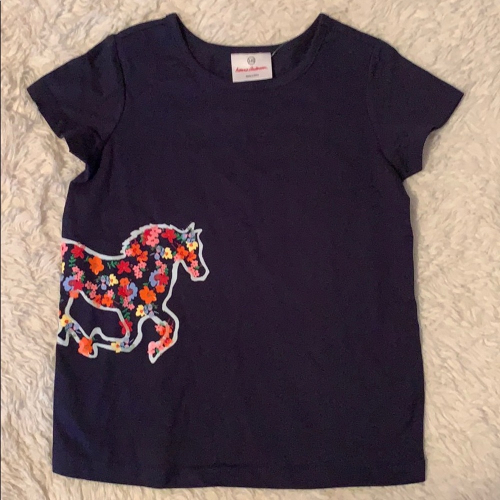 Girls Hanna Andersson horse tee, size 120 NWT